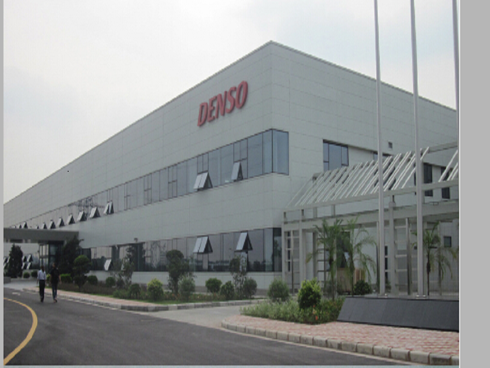 日本DESON公司（全钢防静电地板1200平方）
